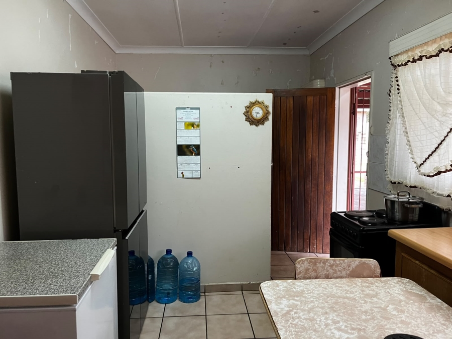 3 Bedroom Property for Sale in La Hoff North West